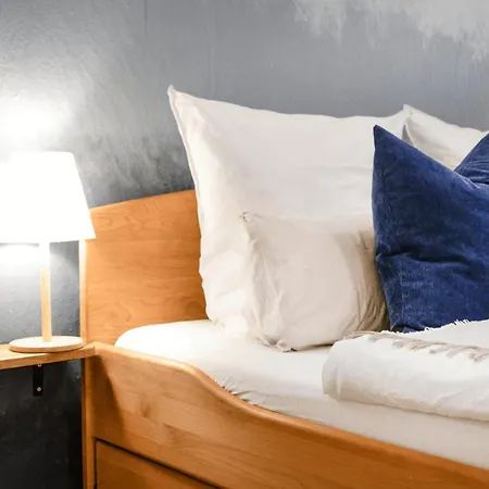 Phoenixhuette Am Baldeneysee In Kupferdreh 에센