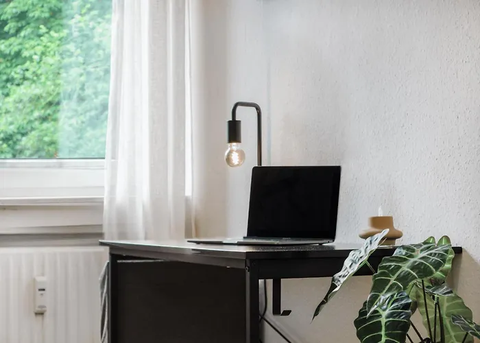 Phoenixhuette Am Baldeneysee In Kupferdreh *